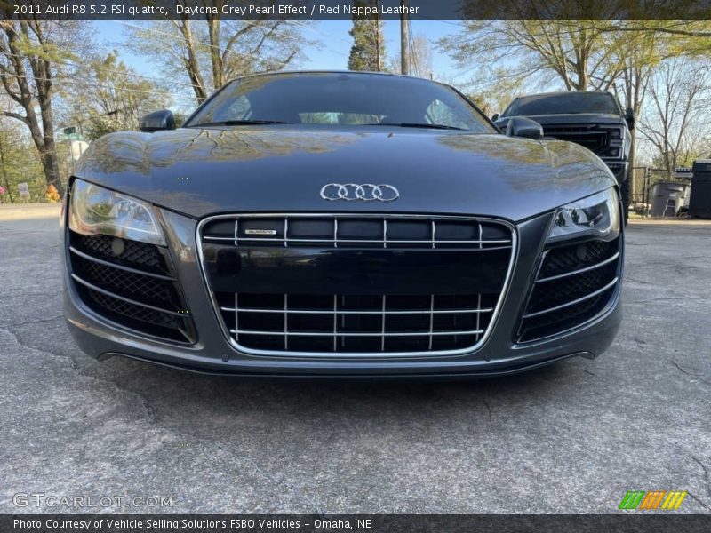 Daytona Grey Pearl Effect / Red Nappa Leather 2011 Audi R8 5.2 FSI quattro