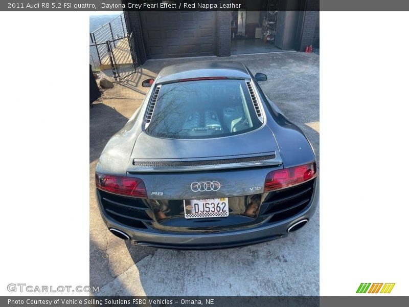 Daytona Grey Pearl Effect / Red Nappa Leather 2011 Audi R8 5.2 FSI quattro