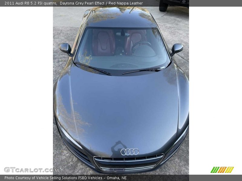 Daytona Grey Pearl Effect / Red Nappa Leather 2011 Audi R8 5.2 FSI quattro