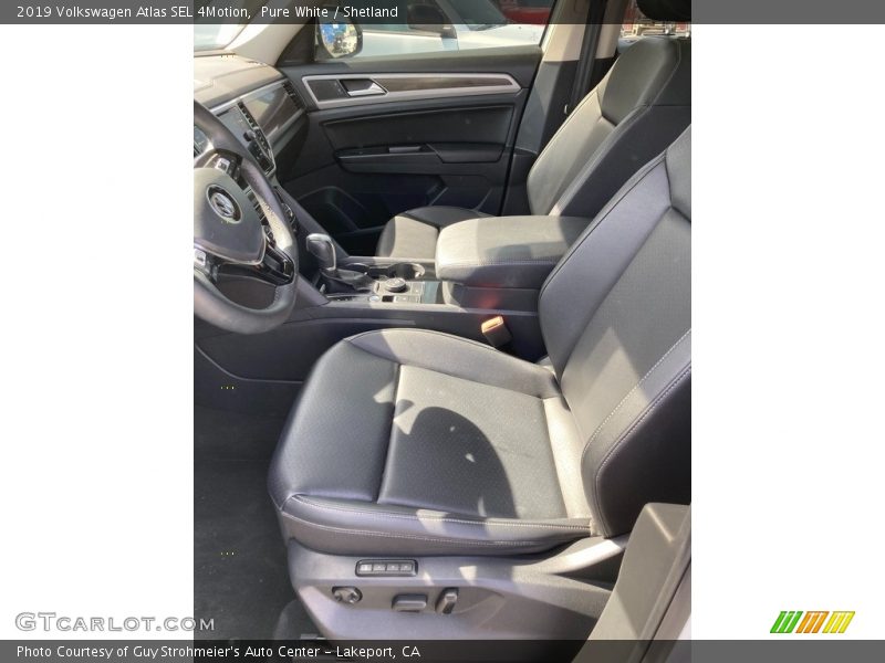 Pure White / Shetland 2019 Volkswagen Atlas SEL 4Motion