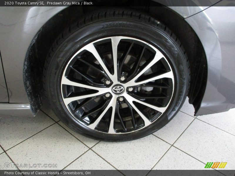 Predawn Gray Mica / Black 2020 Toyota Camry SE