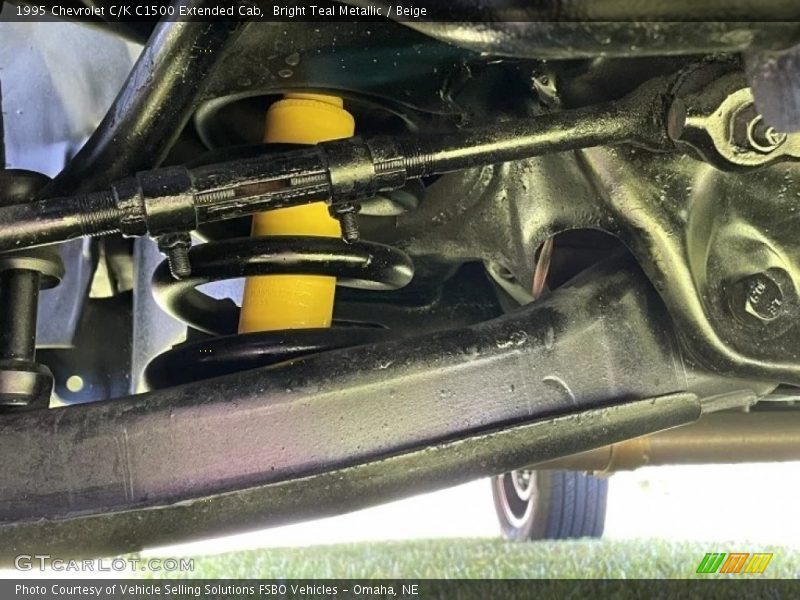 Undercarriage of 1995 C/K C1500 Extended Cab