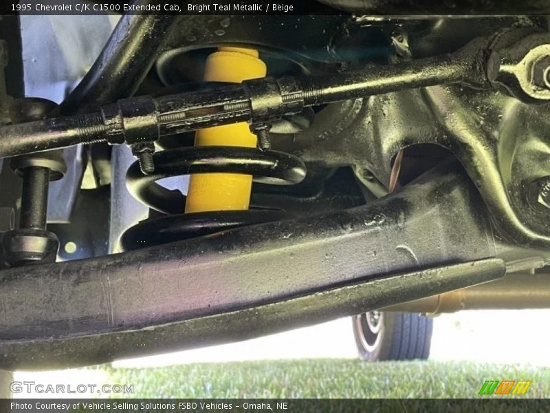 Undercarriage of 1995 C/K C1500 Extended Cab