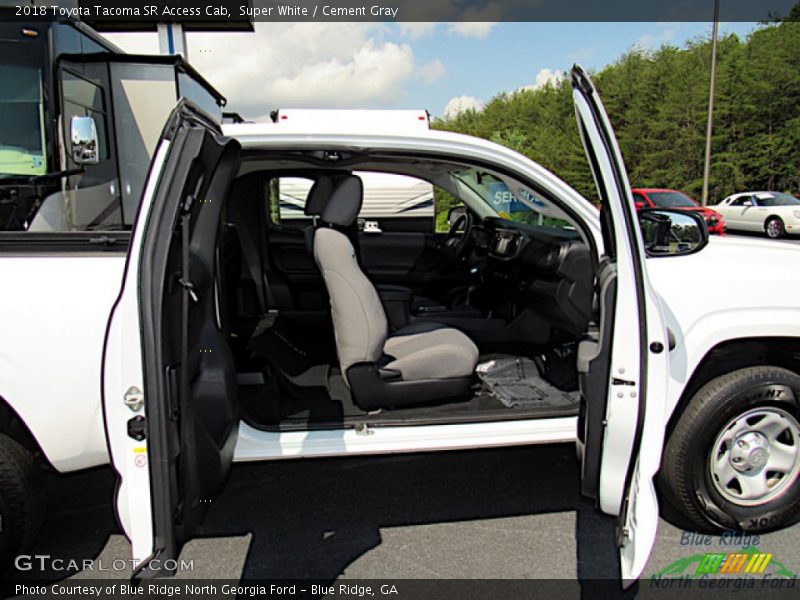 Super White / Cement Gray 2018 Toyota Tacoma SR Access Cab