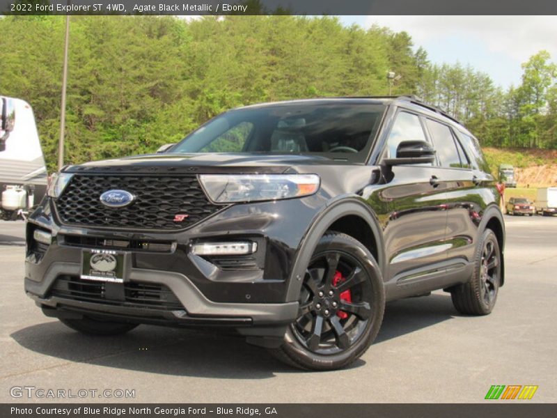 Front 3/4 View of 2022 Explorer ST 4WD