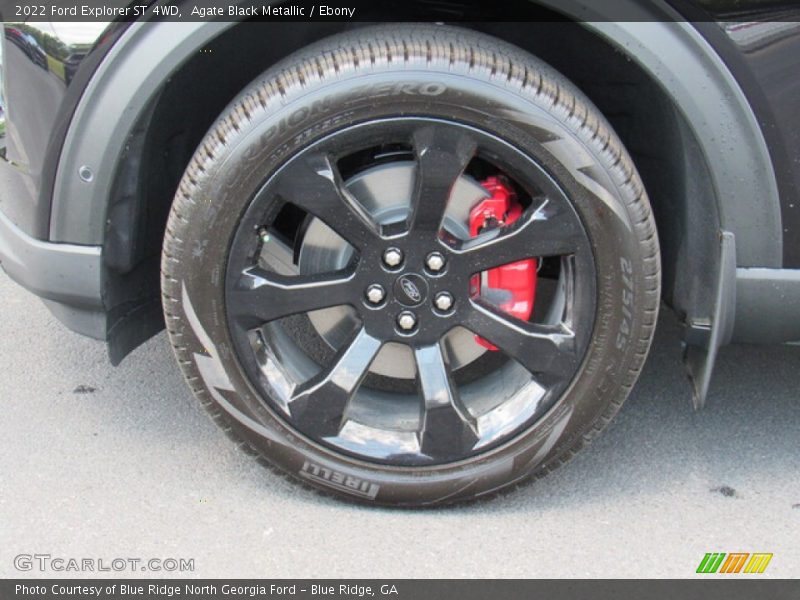  2022 Explorer ST 4WD Wheel