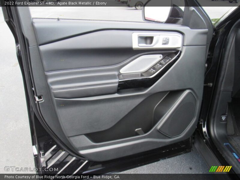 Door Panel of 2022 Explorer ST 4WD