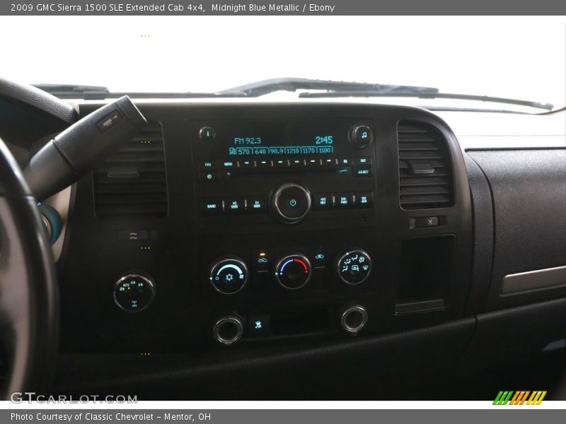 Controls of 2009 Sierra 1500 SLE Extended Cab 4x4