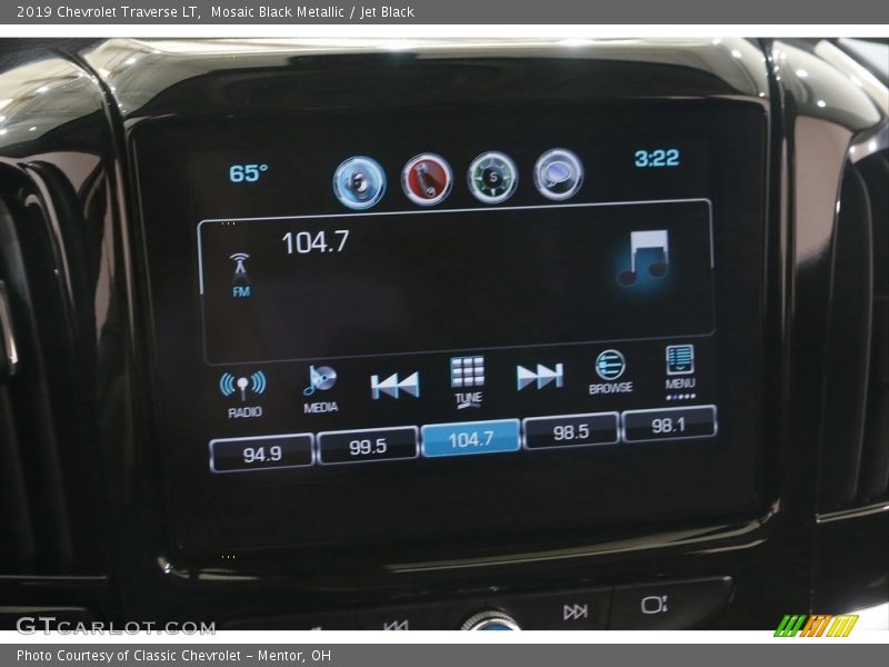 Mosaic Black Metallic / Jet Black 2019 Chevrolet Traverse LT