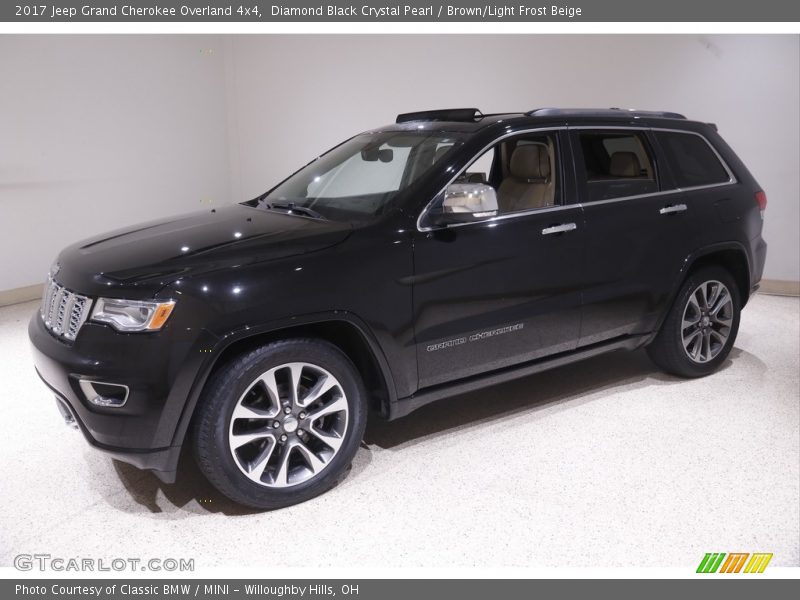 Diamond Black Crystal Pearl / Brown/Light Frost Beige 2017 Jeep Grand Cherokee Overland 4x4