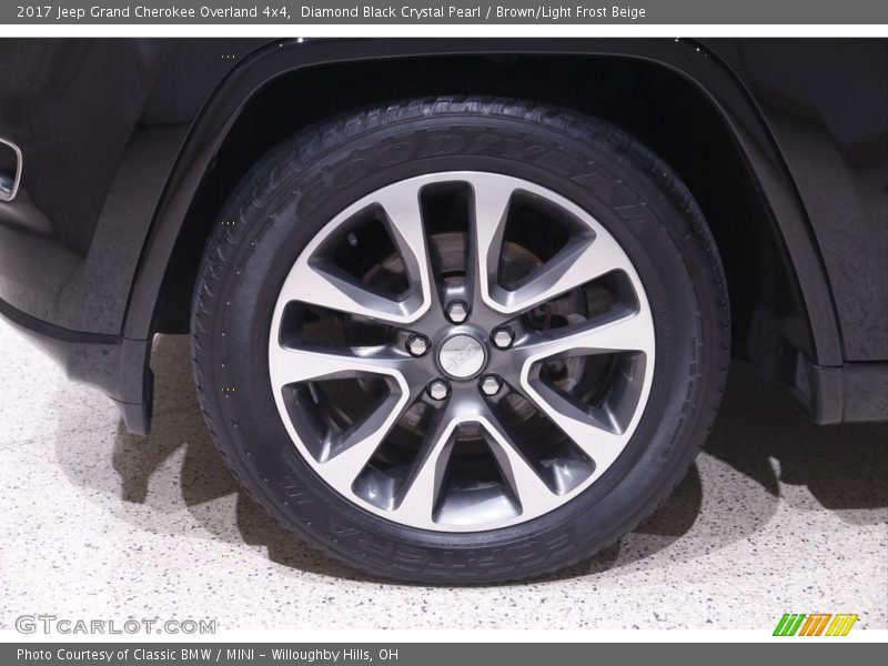 Diamond Black Crystal Pearl / Brown/Light Frost Beige 2017 Jeep Grand Cherokee Overland 4x4