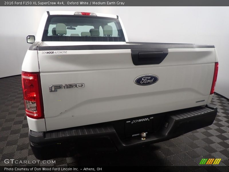 Oxford White / Medium Earth Gray 2016 Ford F150 XL SuperCrew 4x4