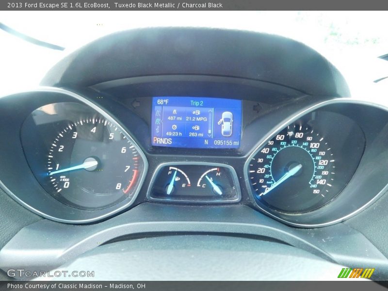 Tuxedo Black Metallic / Charcoal Black 2013 Ford Escape SE 1.6L EcoBoost