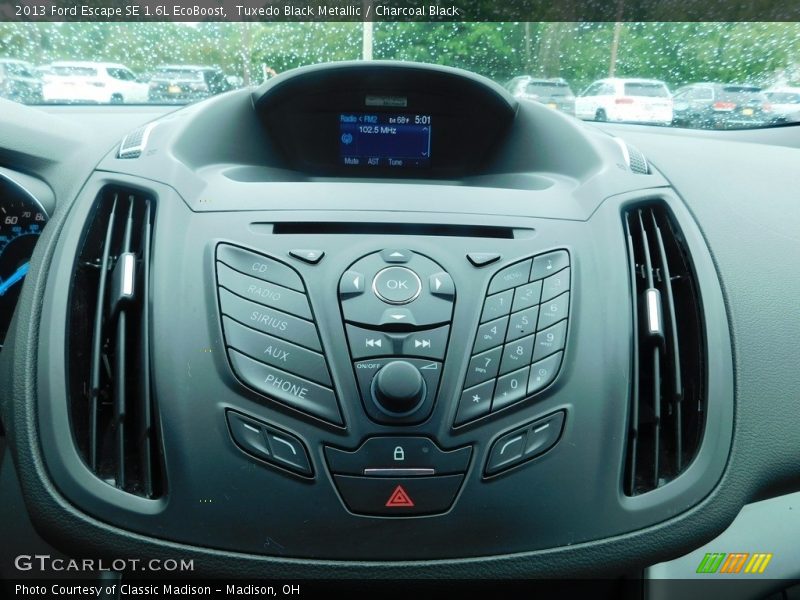 Tuxedo Black Metallic / Charcoal Black 2013 Ford Escape SE 1.6L EcoBoost