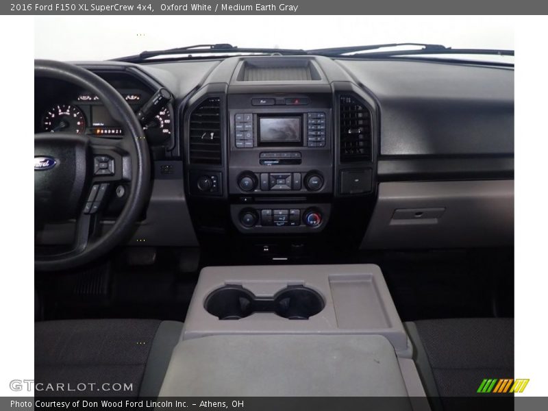 Oxford White / Medium Earth Gray 2016 Ford F150 XL SuperCrew 4x4