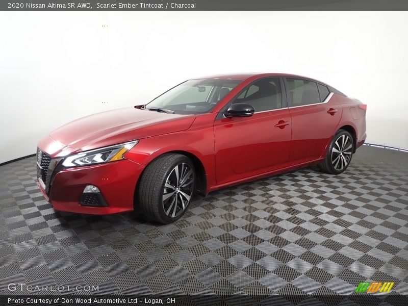 Scarlet Ember Tintcoat / Charcoal 2020 Nissan Altima SR AWD
