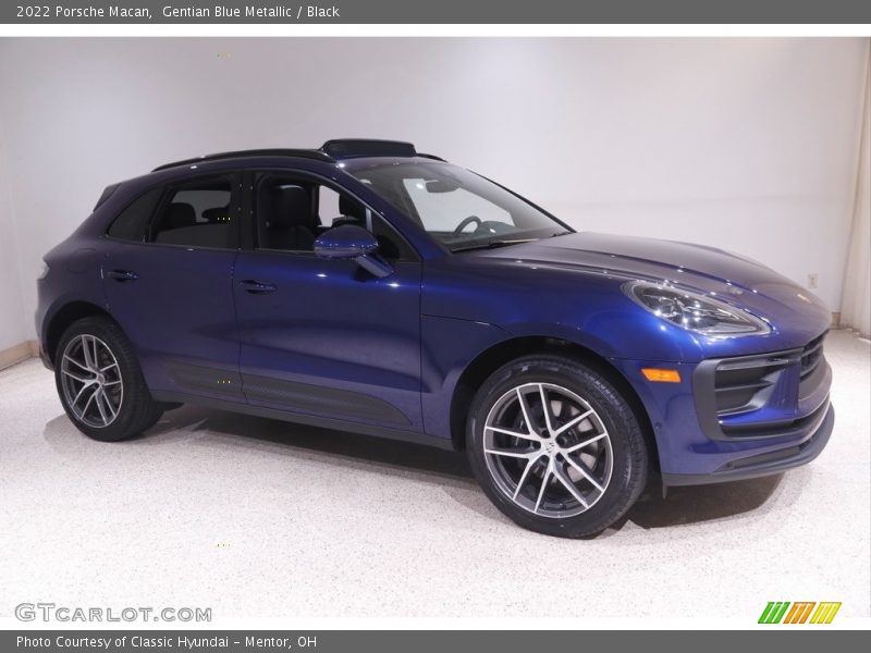  2022 Macan  Gentian Blue Metallic