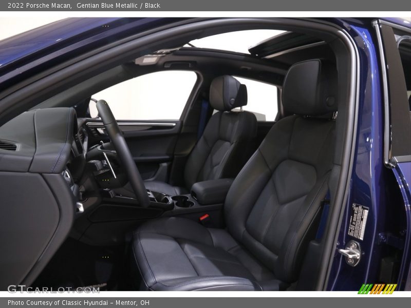  2022 Macan  Black Interior