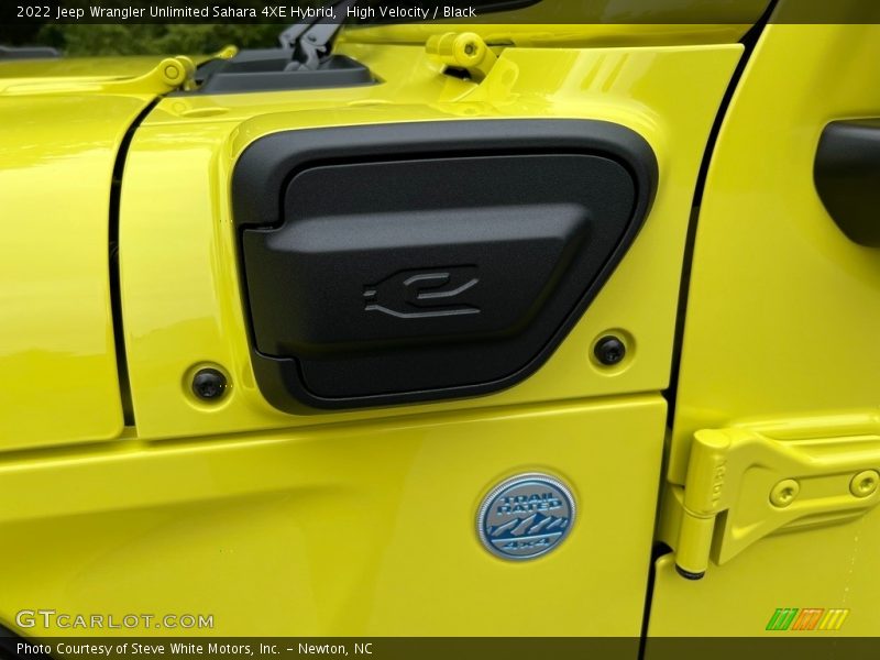  2022 Wrangler Unlimited Sahara 4XE Hybrid Logo