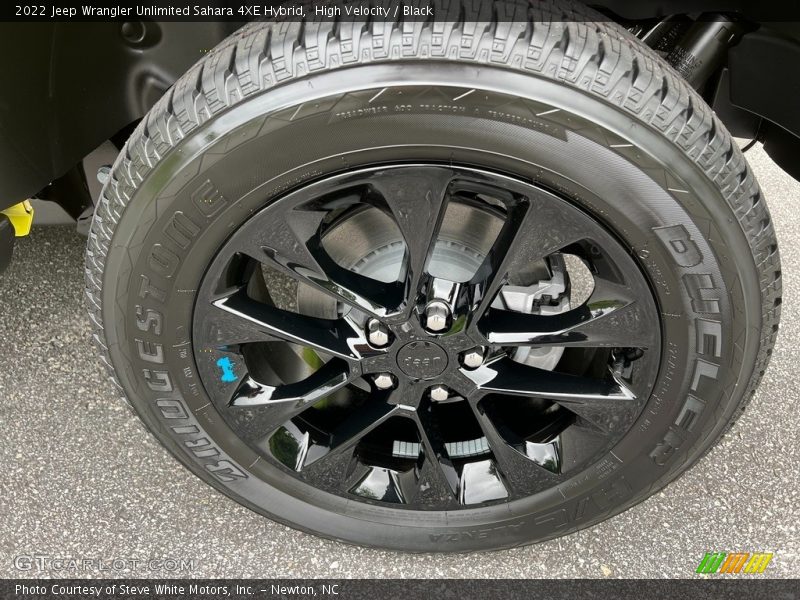  2022 Wrangler Unlimited Sahara 4XE Hybrid Wheel