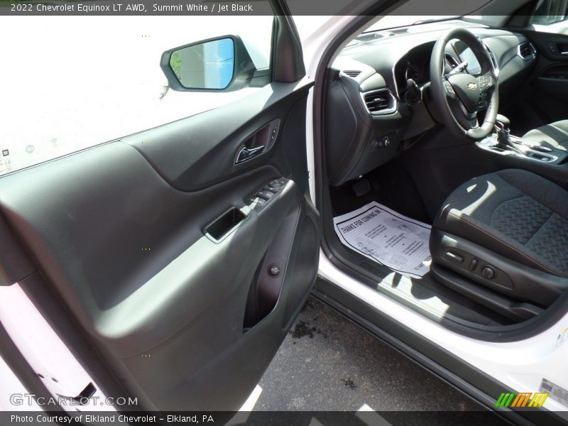 Summit White / Jet Black 2022 Chevrolet Equinox LT AWD