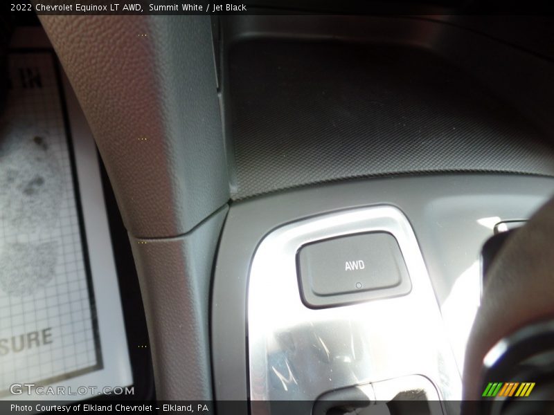 Summit White / Jet Black 2022 Chevrolet Equinox LT AWD