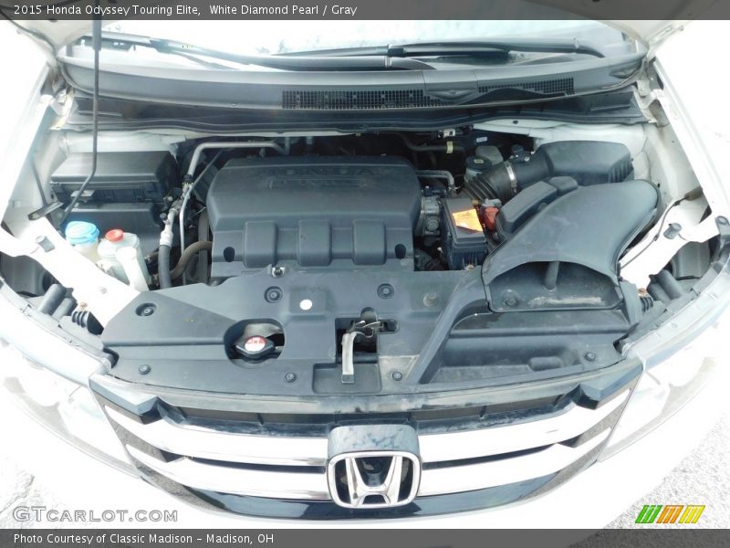White Diamond Pearl / Gray 2015 Honda Odyssey Touring Elite