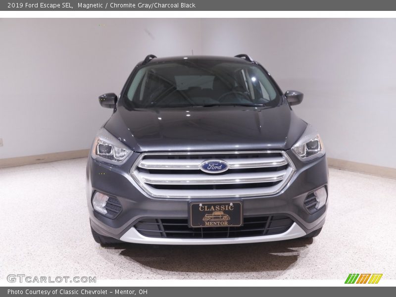 Magnetic / Chromite Gray/Charcoal Black 2019 Ford Escape SEL