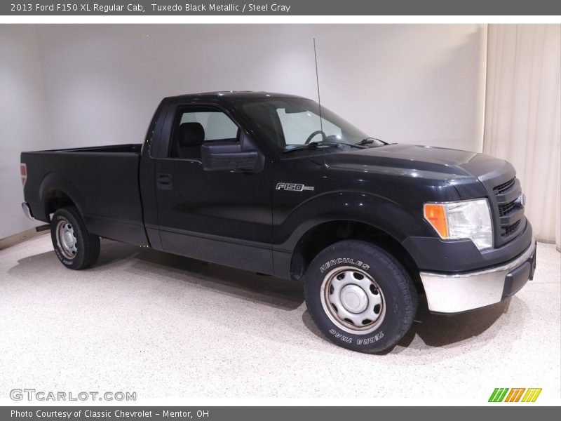 Tuxedo Black Metallic / Steel Gray 2013 Ford F150 XL Regular Cab