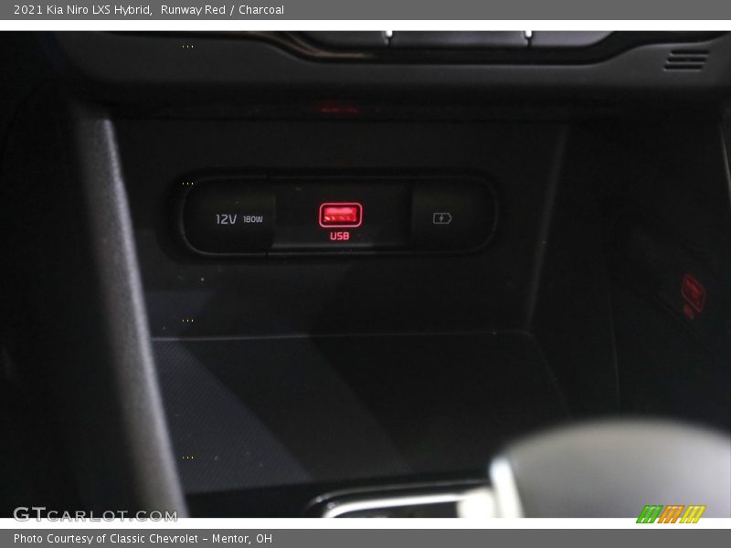 Runway Red / Charcoal 2021 Kia Niro LXS Hybrid
