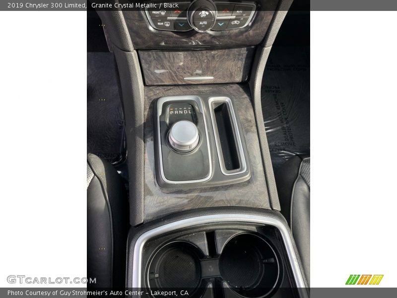 Granite Crystal Metallic / Black 2019 Chrysler 300 Limited