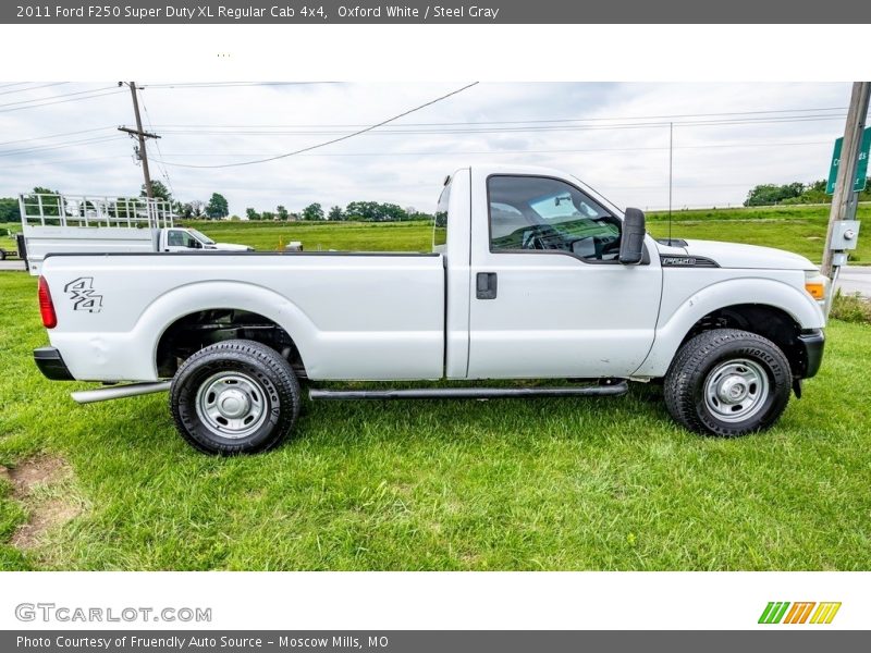 Oxford White / Steel Gray 2011 Ford F250 Super Duty XL Regular Cab 4x4