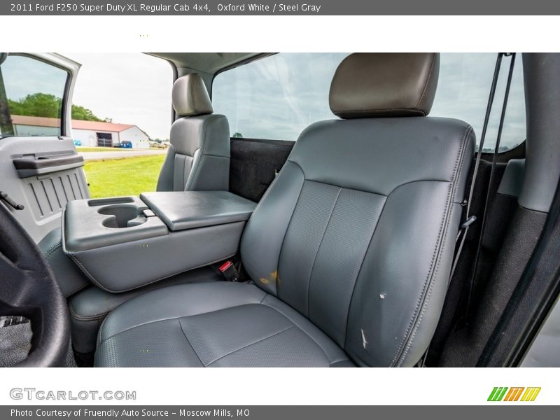 Oxford White / Steel Gray 2011 Ford F250 Super Duty XL Regular Cab 4x4