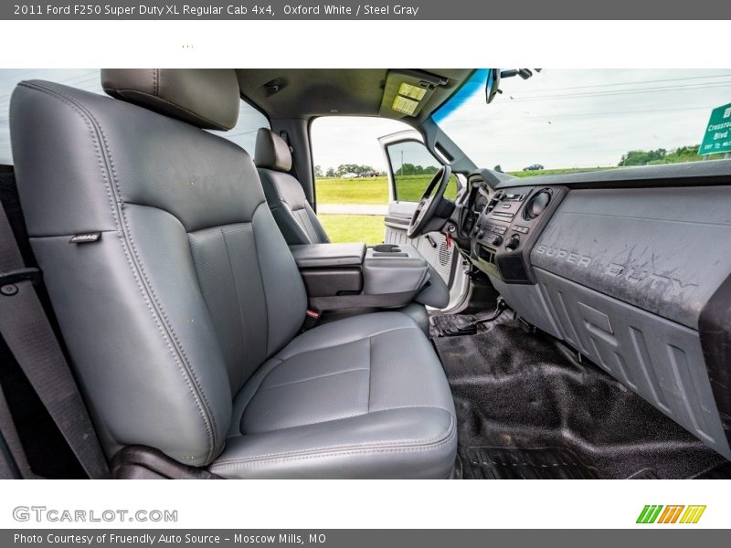 Oxford White / Steel Gray 2011 Ford F250 Super Duty XL Regular Cab 4x4