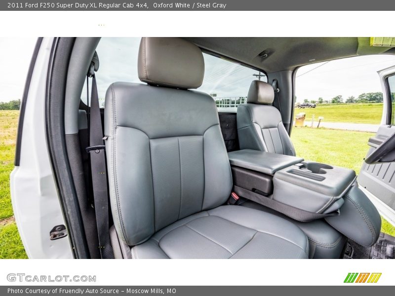 Oxford White / Steel Gray 2011 Ford F250 Super Duty XL Regular Cab 4x4