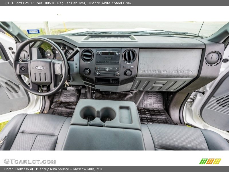 Oxford White / Steel Gray 2011 Ford F250 Super Duty XL Regular Cab 4x4