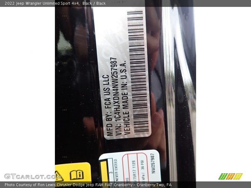 Black / Black 2022 Jeep Wrangler Unlimited Sport 4x4