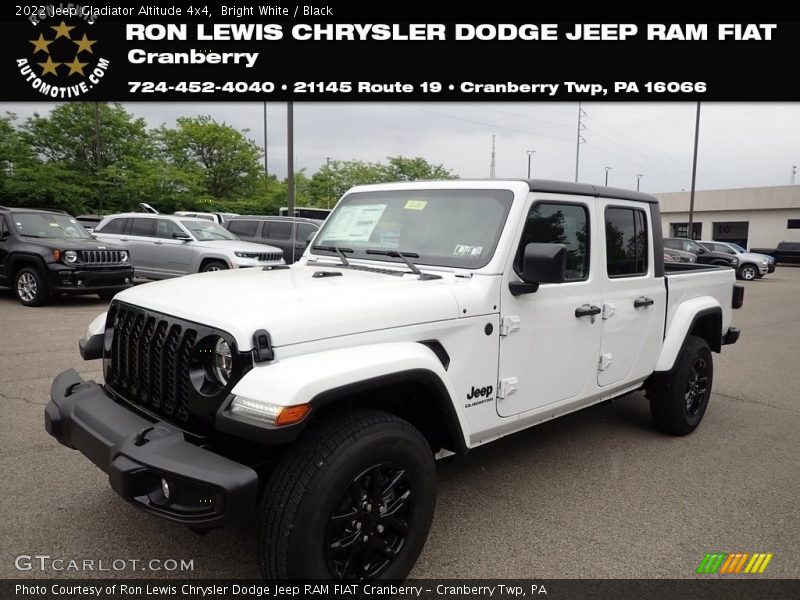 Bright White / Black 2022 Jeep Gladiator Altitude 4x4