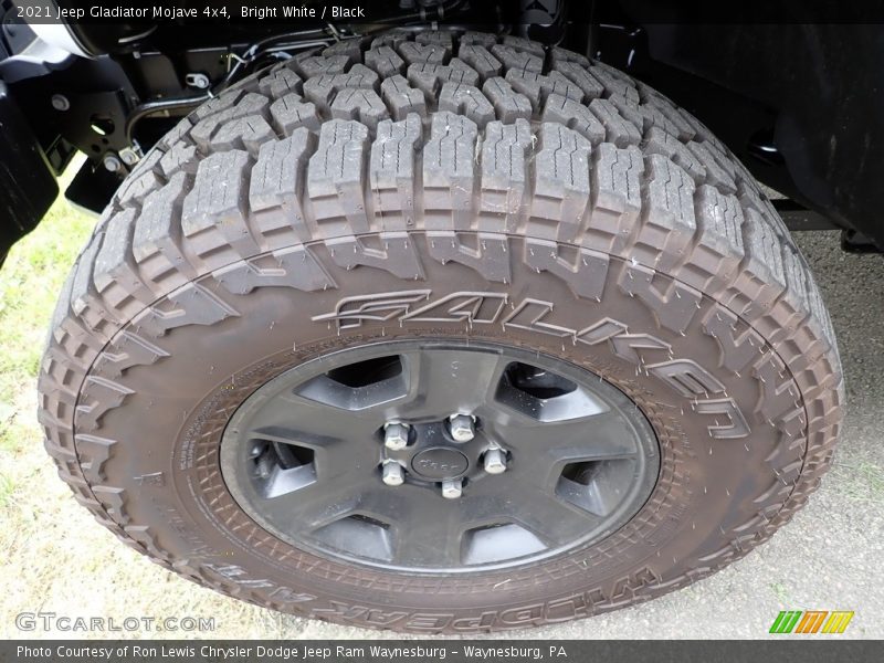 Bright White / Black 2021 Jeep Gladiator Mojave 4x4