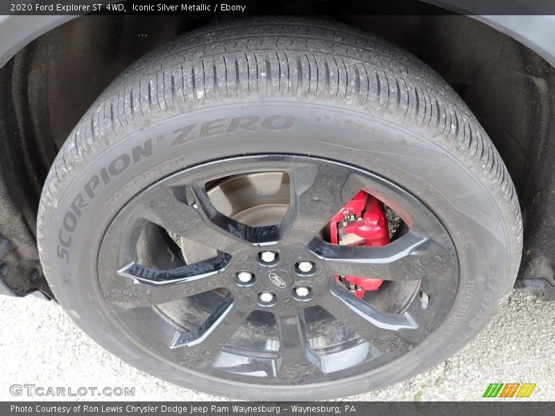 Iconic Silver Metallic / Ebony 2020 Ford Explorer ST 4WD