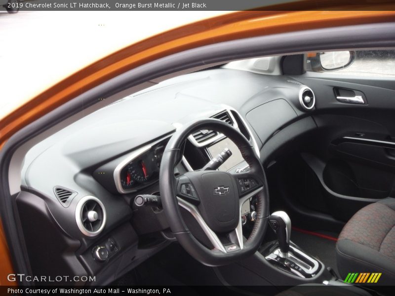 Orange Burst Metallic / Jet Black 2019 Chevrolet Sonic LT Hatchback