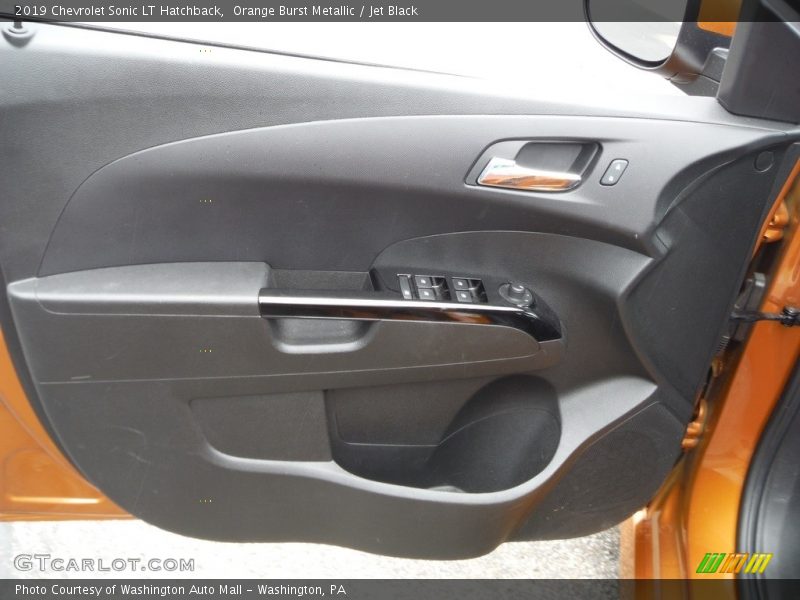 Orange Burst Metallic / Jet Black 2019 Chevrolet Sonic LT Hatchback