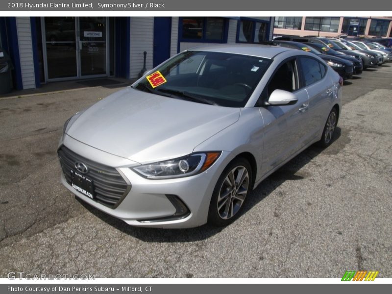 Symphony Silver / Black 2018 Hyundai Elantra Limited