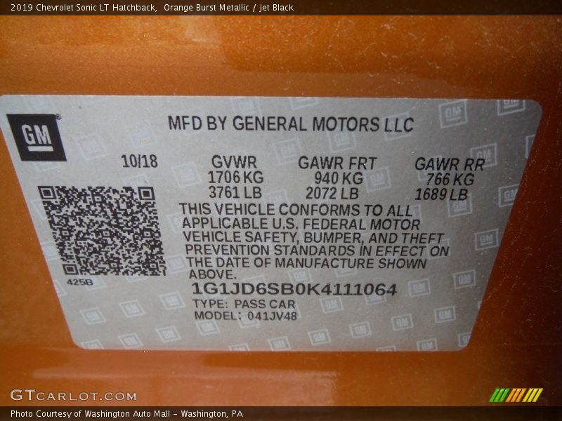 Orange Burst Metallic / Jet Black 2019 Chevrolet Sonic LT Hatchback