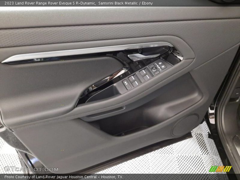 Door Panel of 2023 Range Rover Evoque S R-Dynamic