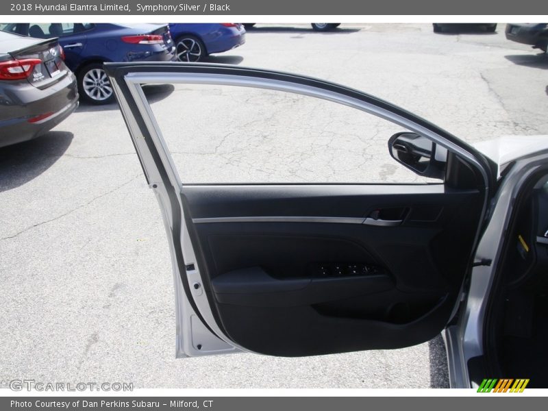 Symphony Silver / Black 2018 Hyundai Elantra Limited