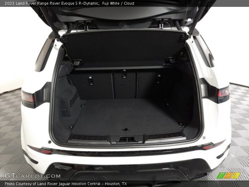  2023 Range Rover Evoque S R-Dynamic Trunk