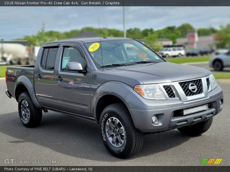 Gun Metallic / Graphite 2018 Nissan Frontier Pro-4X Crew Cab 4x4