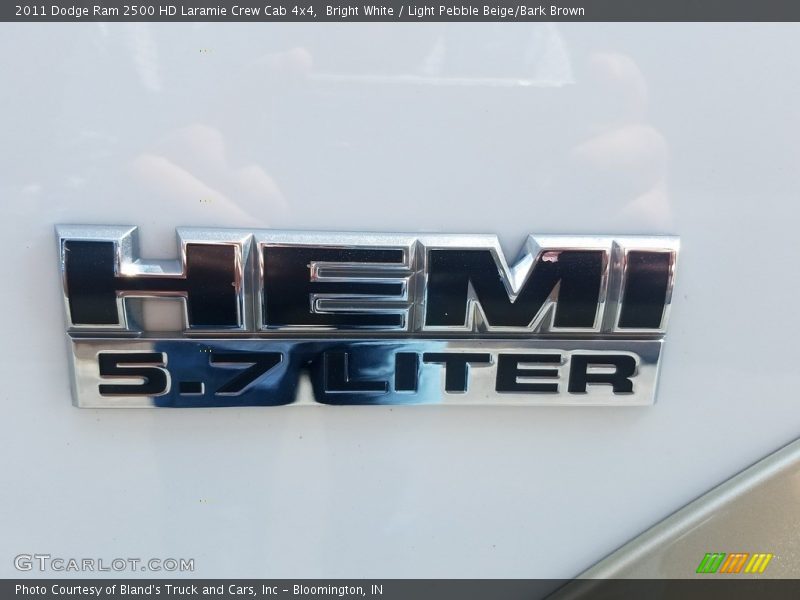 Bright White / Light Pebble Beige/Bark Brown 2011 Dodge Ram 2500 HD Laramie Crew Cab 4x4