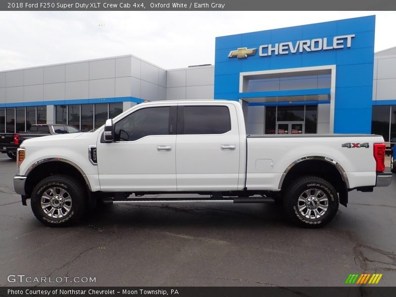 Oxford White / Earth Gray 2018 Ford F250 Super Duty XLT Crew Cab 4x4